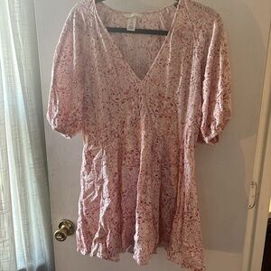 H&M Pink Floral V-Neck Blouse